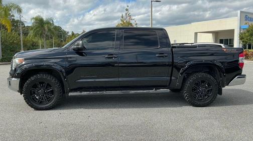 2018 Toyota Tundra SR5