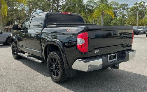 2018 Toyota Tundra SR5