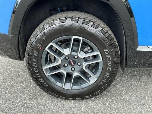 2026 GMC Terrain AWD AT4