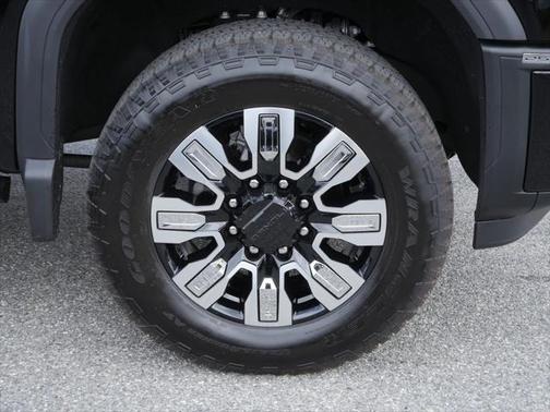 2024 GMC Sierra 2500 Denali
