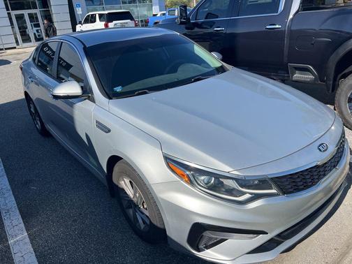 2020 Kia Optima LX