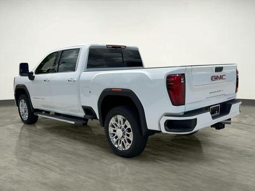 2025 GMC Sierra 2500 Denali