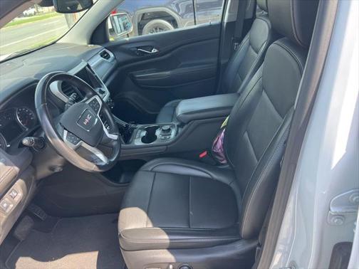 2021 GMC Acadia FWD SLT