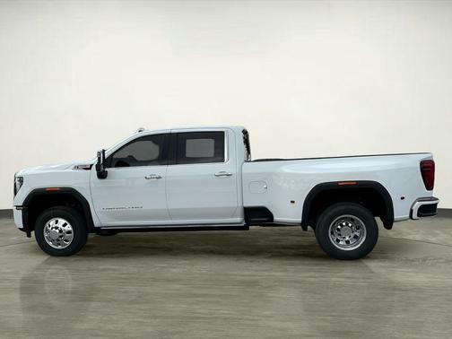 2026 GMC Sierra 3500 Denali