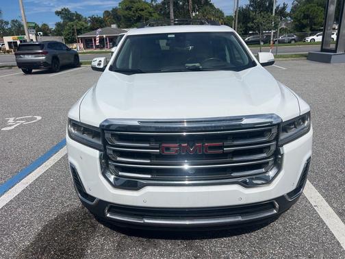 2022 GMC Acadia FWD SLT