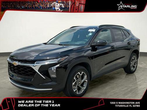 Mosaic Black Metallic 2025 Chevrolet Trax LT