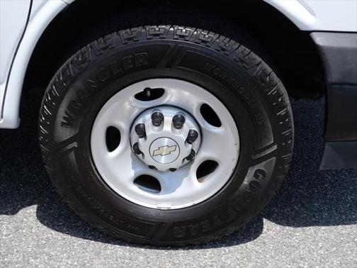 2020 Chevrolet Express 2500 RWD 2500 Regular Wheelbase WT