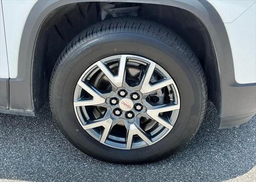 2023 GMC Acadia AWD SLT
