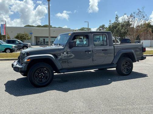 2020 Jeep Gladiator Sport