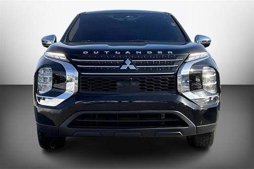 2022 Mitsubishi Outlander ES