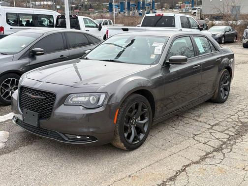 2023 Chrysler 300 S