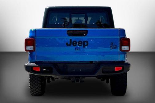 Hydro Blue Pearlcoat 2022 Jeep Gladiator Sport