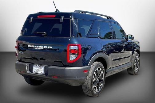 Blue Metallic 2022 Ford Bronco Sport Outer Banks
