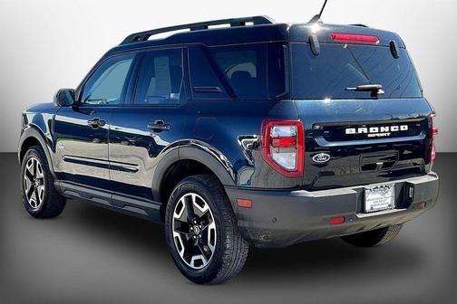 Blue Metallic 2022 Ford Bronco Sport Outer Banks