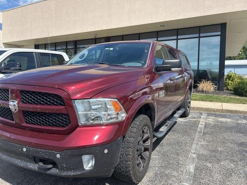 2016 RAM 1500 SLT