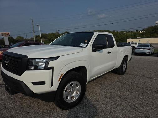 2024 Nissan Frontier S