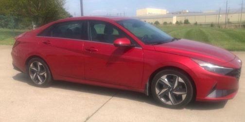 2022 Hyundai ELANTRA Limited