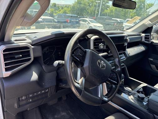 Ice 2023 Toyota Tundra SR5
