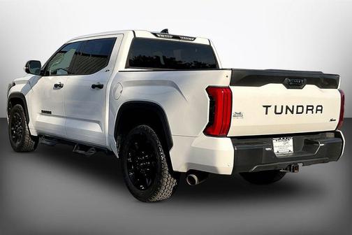 Ice 2023 Toyota Tundra SR5