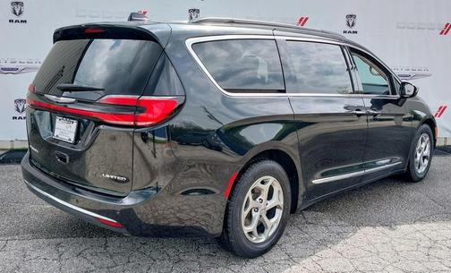 2023 Chrysler Pacifica Limited