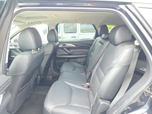 2023 Mazda CX-9 Touring Plus