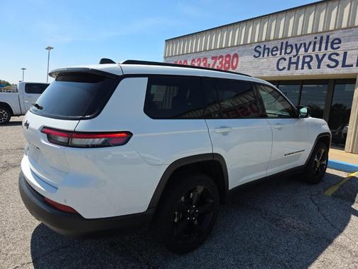 2023 Jeep Grand Cherokee L Laredo