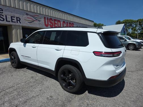 2023 Jeep Grand Cherokee L Laredo