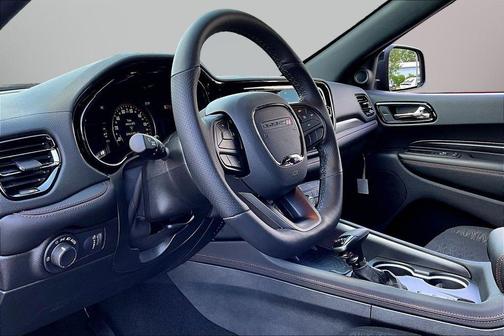 Night 2026 Dodge Durango GT HEMI V8