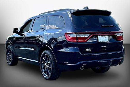 Night 2026 Dodge Durango GT HEMI V8
