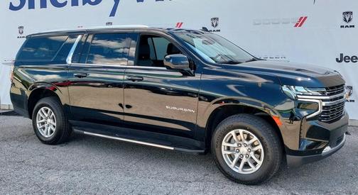 2023 Chevrolet Suburban LT