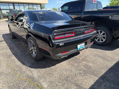 Pitch Black Clearcoat 2019 Dodge Challenger SXT
