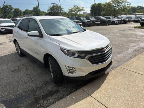 Iridescent Pearl Tricoat 2020 Chevrolet Equinox 1LT