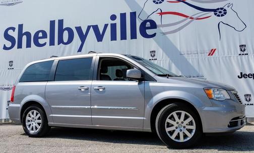 2014 Chrysler Town & Country Touring