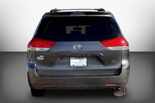 2013 Toyota Sienna LE