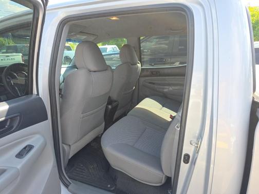 2012 Toyota Tacoma 