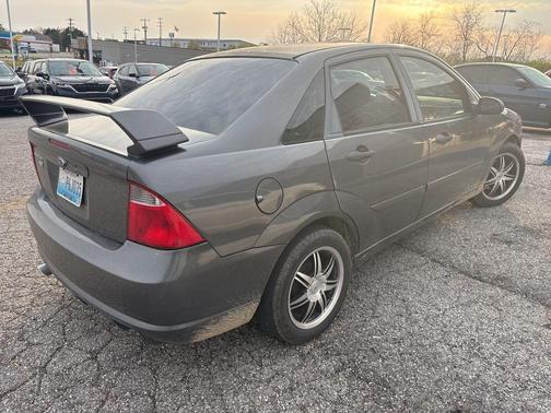 2007 Ford Focus SES