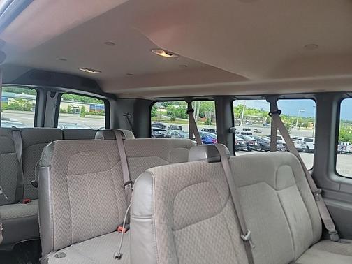 2020 Chevrolet Express 2500 LT