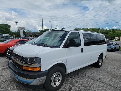 2020 Chevrolet Express 2500 LT