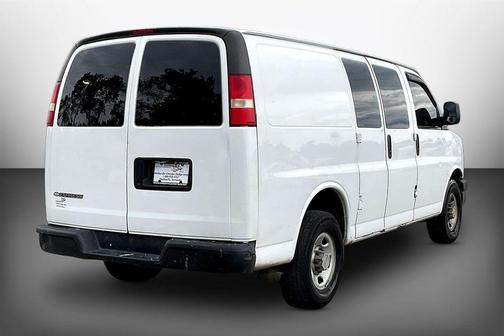 Summit White 2008 Chevrolet Express 2500 Cargo