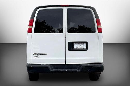 Summit White 2008 Chevrolet Express 2500 Cargo