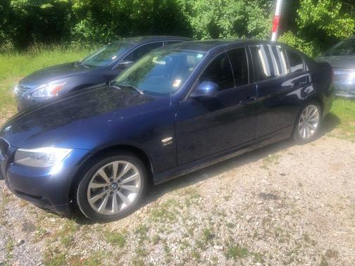 Deep Sea Blue Metallic 2011 BMW 328 i xDrive