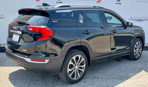 2021 GMC Terrain SLT