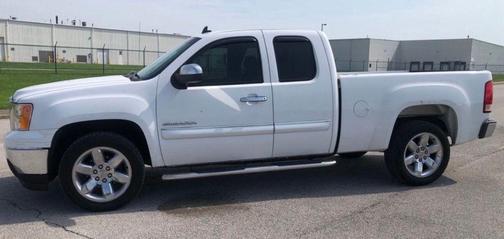 Summit White 2013 GMC Sierra 1500 SLE