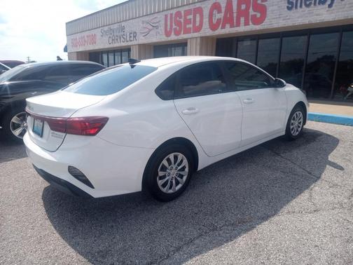 2023 Kia Forte LX
