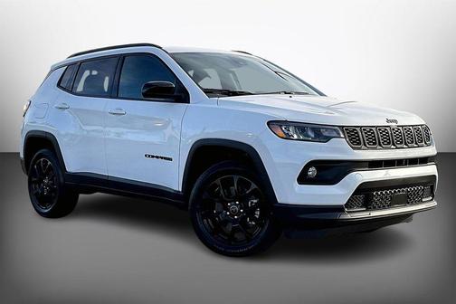 Bright White Clearcoat 2026 Jeep Compass Latitude