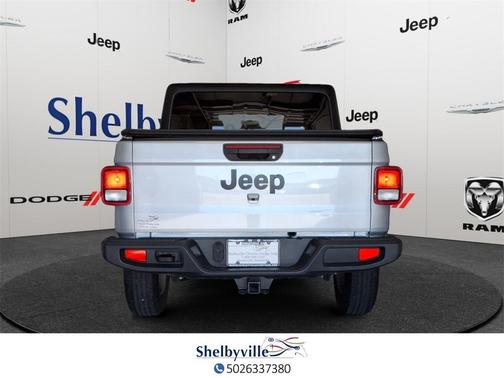2022 Jeep Gladiator Sport