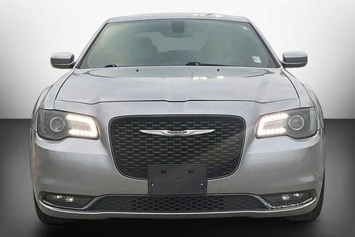 2017 Chrysler 300 S