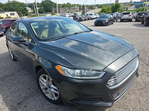 2015 Ford Fusion SE