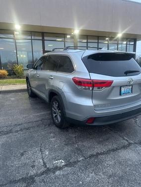 2019 Toyota Highlander 