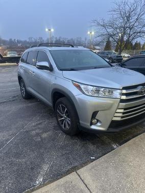 2019 Toyota Highlander 